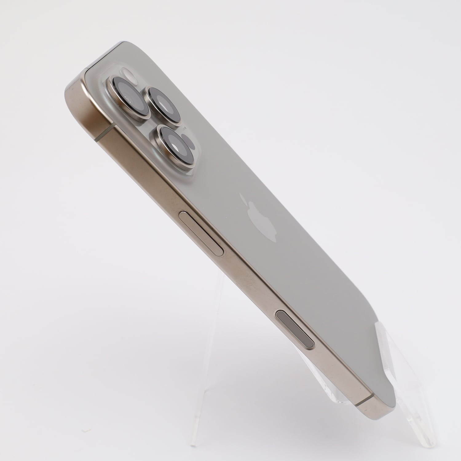 Apple iPhone 16 Pro 128GB Tytan naturalny (Natural Titanium) - odnowiony (stan jak nowy - VAT-marża) Apple iPhone 16 Pro 128GB Tytan naturalny (Natural Titanium) - odnowiony (stan jak nowy - VAT-marża)
