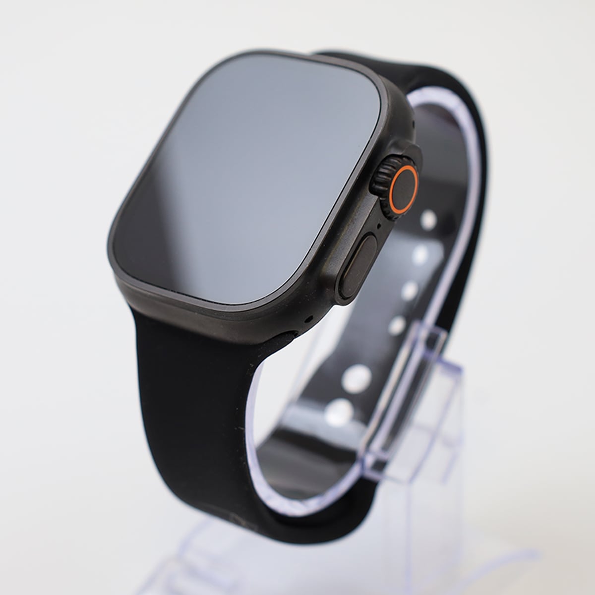 Apple Watch Ultra 2 GPS + Cellular Koperta 49mm z Tytanu w kolorze Czarnym - bez paska - lifestyle