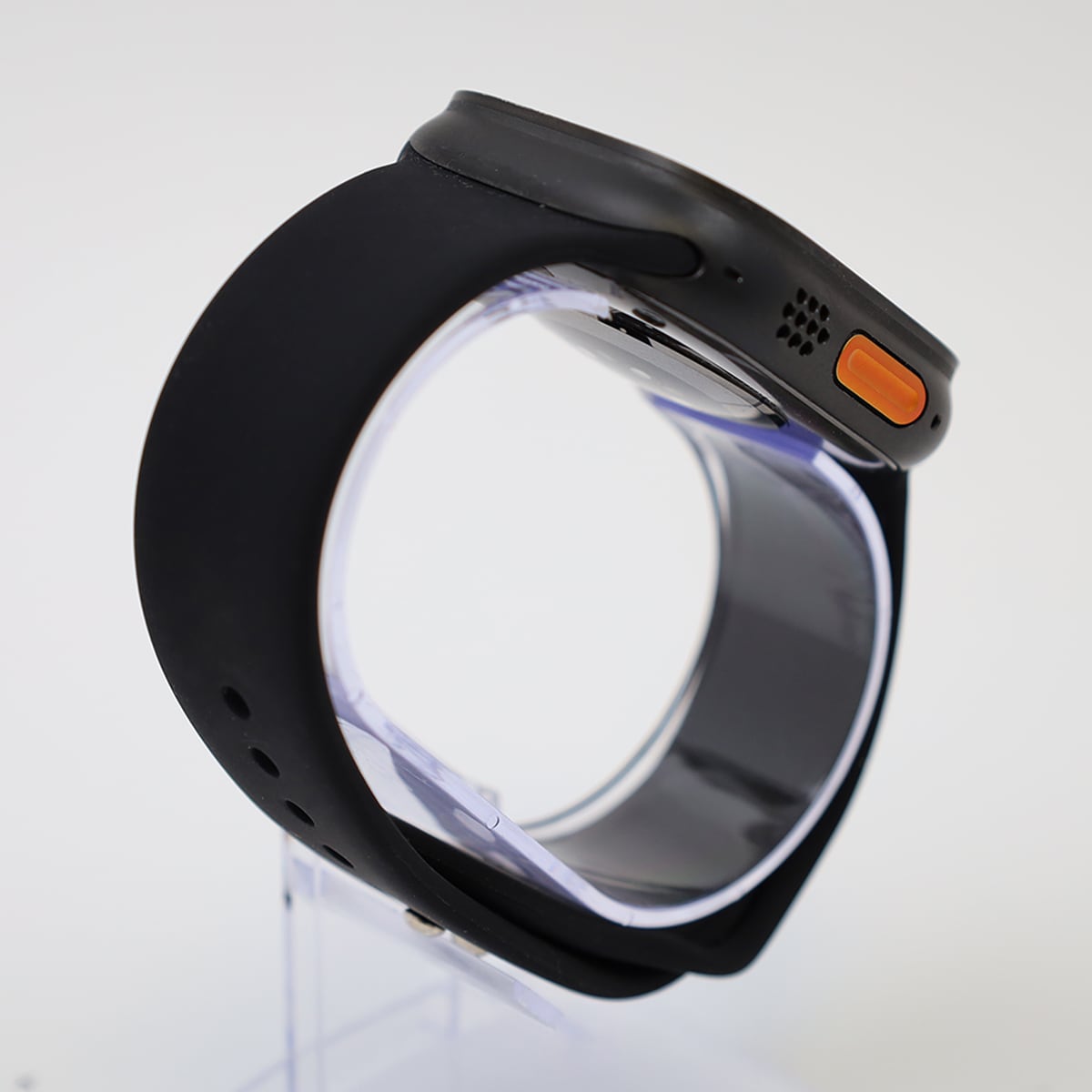 Apple Watch Ultra 2 GPS + Cellular Koperta 49mm z Tytanu w kolorze Czarnym - bez paska - lifestyle