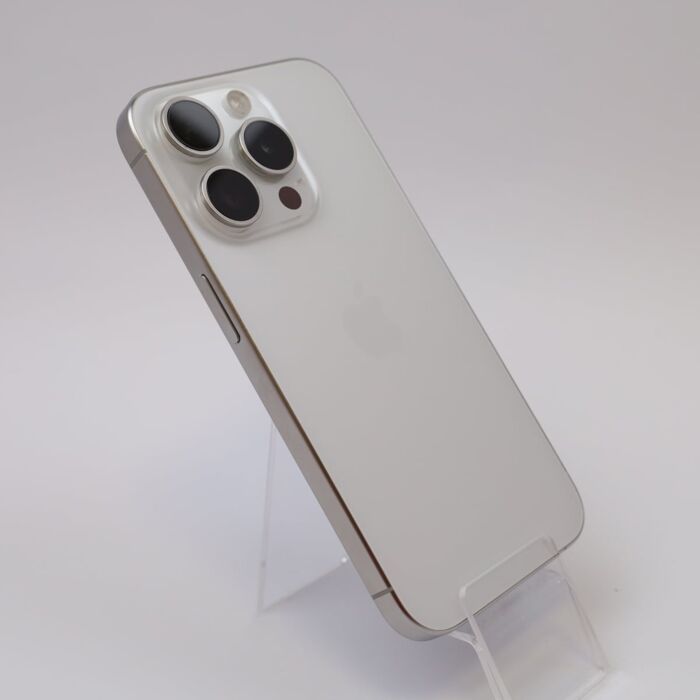 Apple iPhone 15 Pro 128GB Tytan biały (White Titanium) - IPN15PWRM/E/6 - zdjęcie 1 z 5