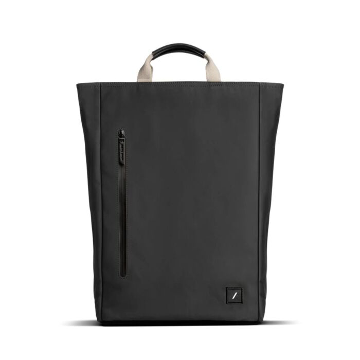 Native Union W.F.A Backpack Plecak z kieszenią na MacBooka Pro 16, 20 L - Czarny - NAUNBACKPACKBLK - zdjęcie 1 z 5