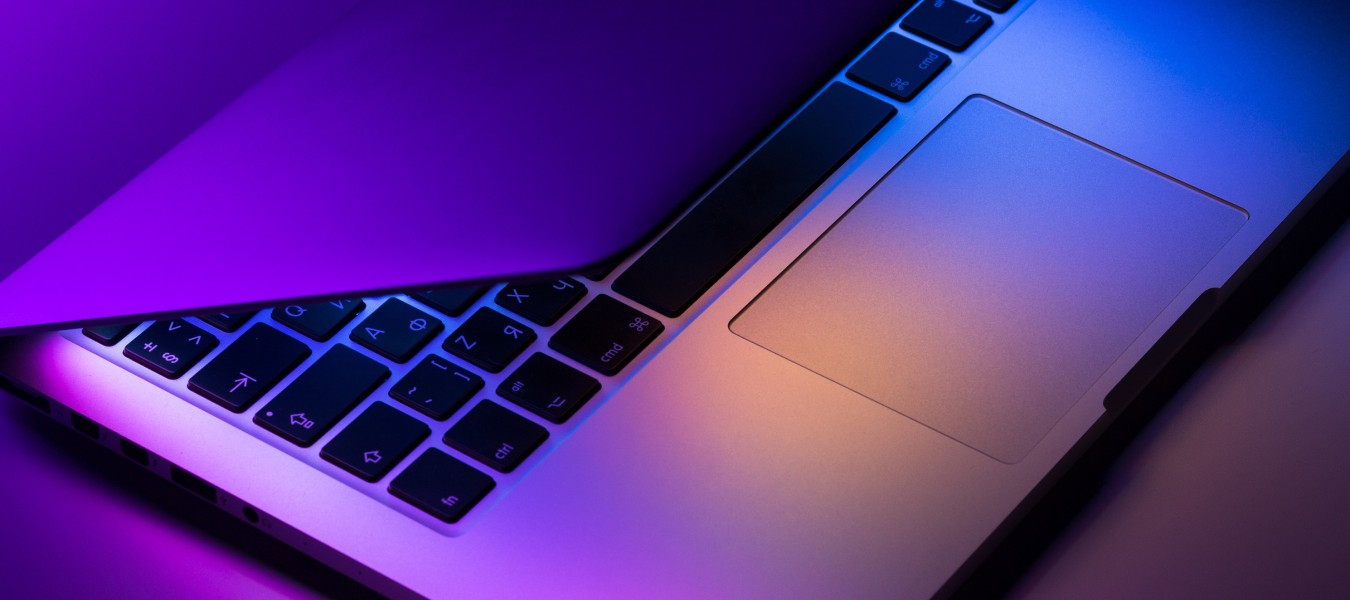 Odnowiony MacBook, czy warto? Przegląd modeli na studia