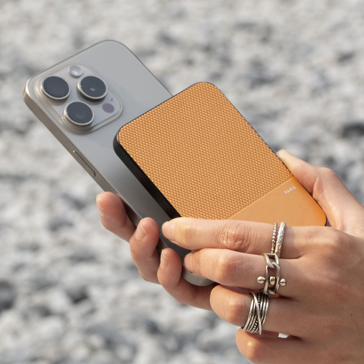 Native Union (Re)Classic Power Bank  Magnetyczny powerbank 5000 mAh kompatybilny z MagSafe 