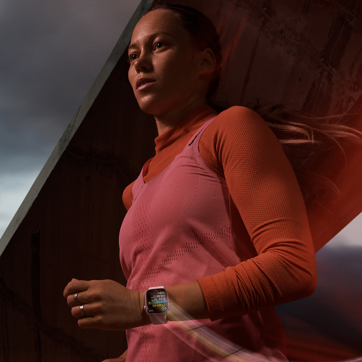 Apple Watch Ultra - lifestyle Apple Watch Ultra - lifestyle